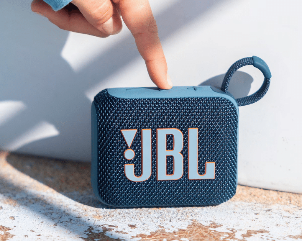 JBL Clip 5 y JBL Go 4