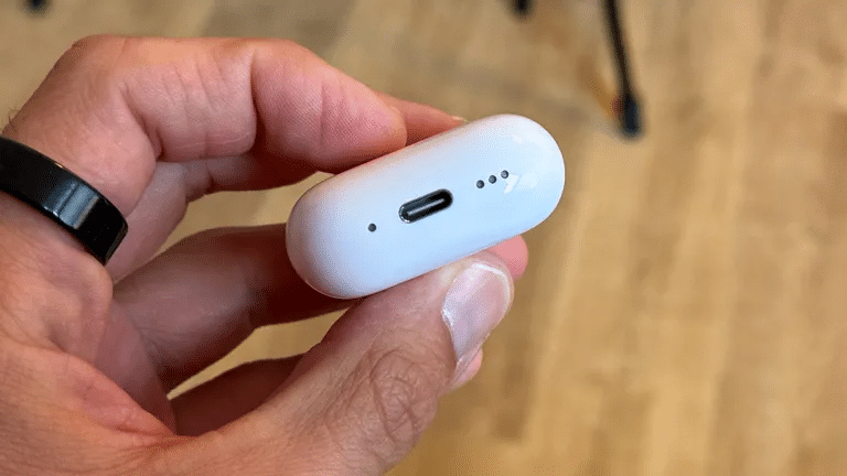 AirPods 4