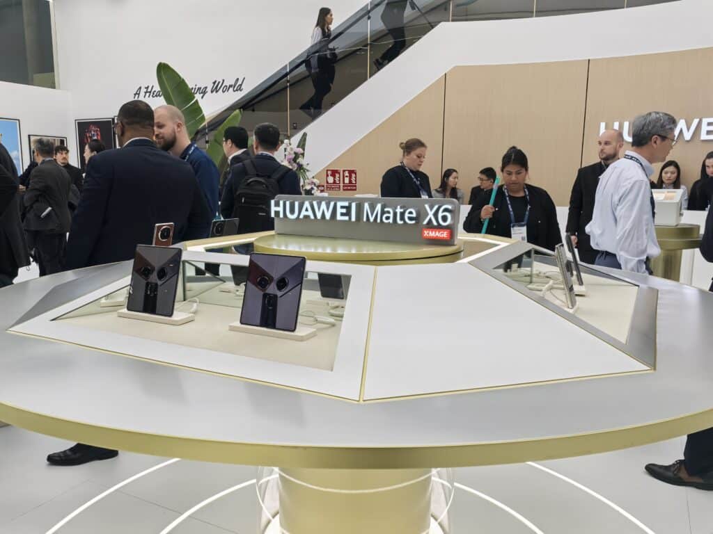 Huawei Mate Xt Ultimate Design