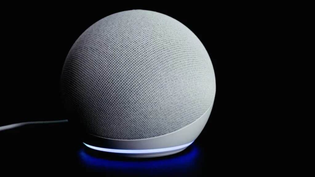 dispositivos Echo con Alexa+