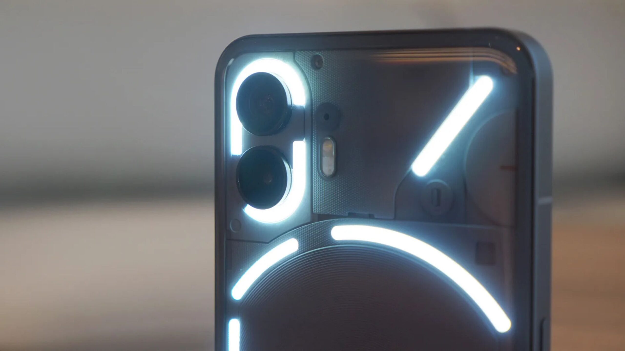Nothing Phone (2)