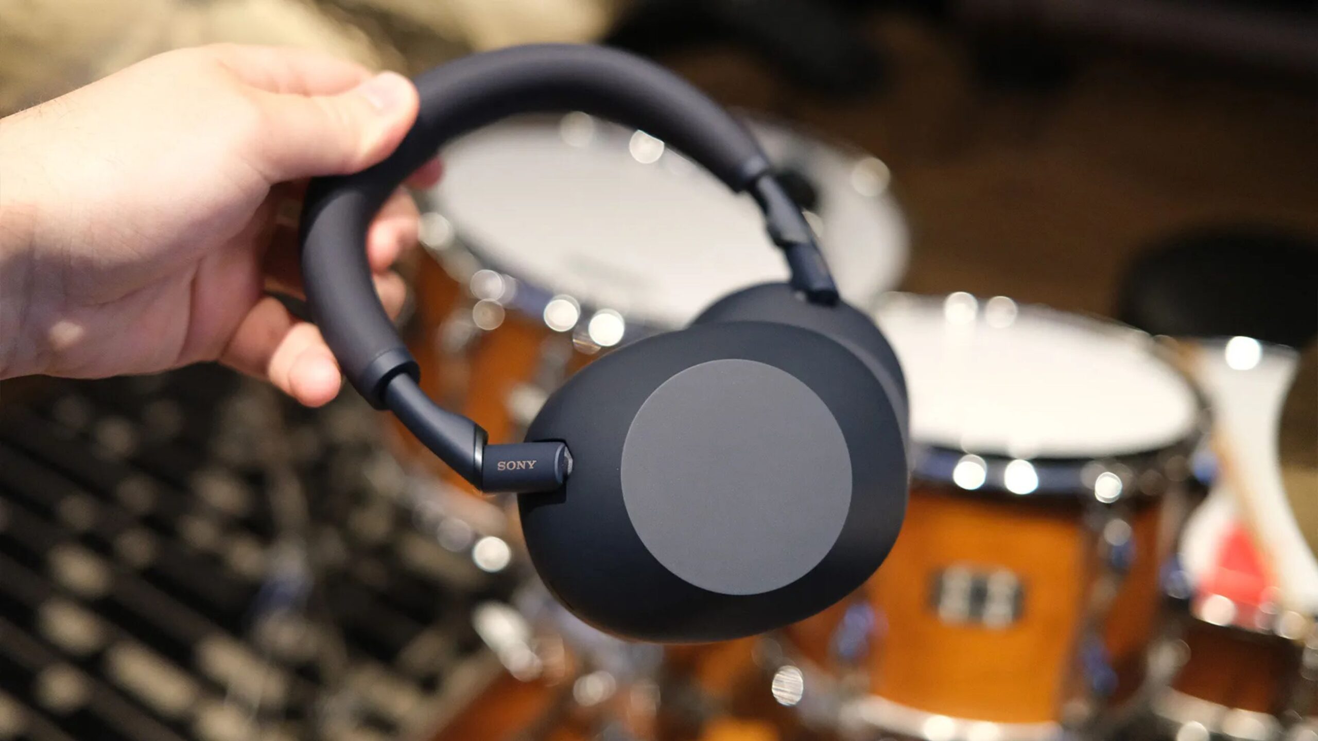 Sony WH-1000XM6