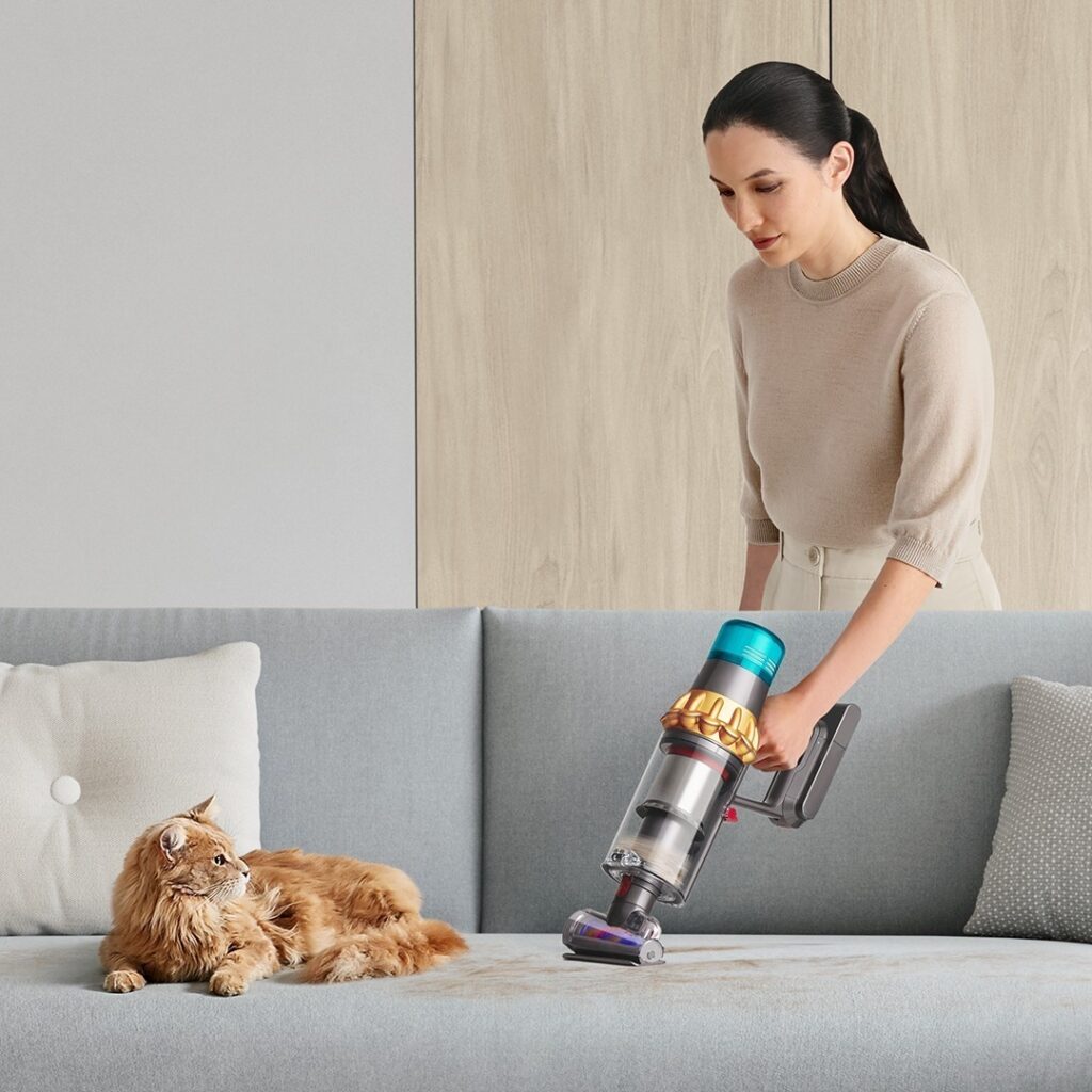 Dyson V15s