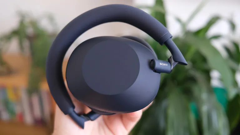 Sony WH-1000XM6