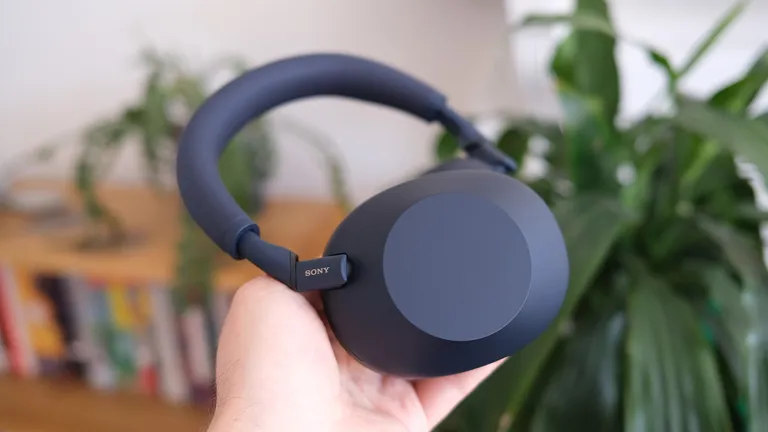 Sony WH-1000XM6