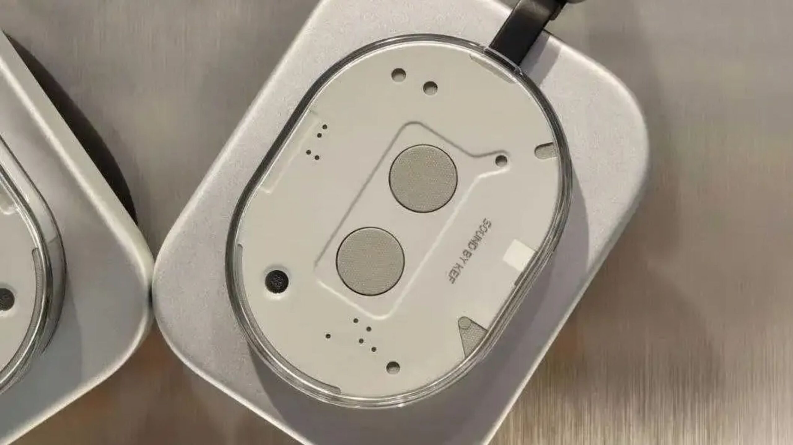 Nothing Headphone (1)