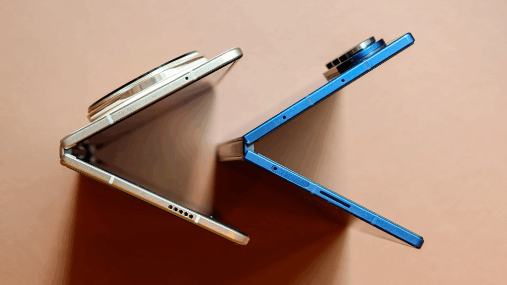 Galaxy Z Fold 7 vs. Honor Magic V5