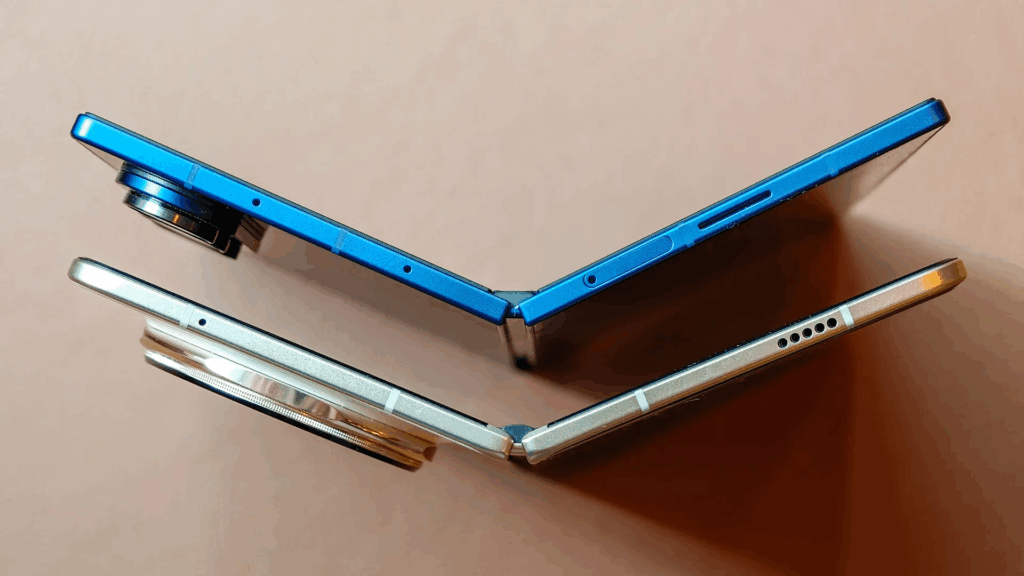 Galaxy Z Fold 7 vs. Honor Magic V5