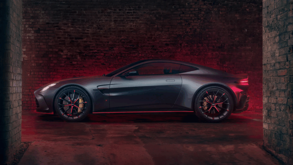 Aston Martin Vantage S
