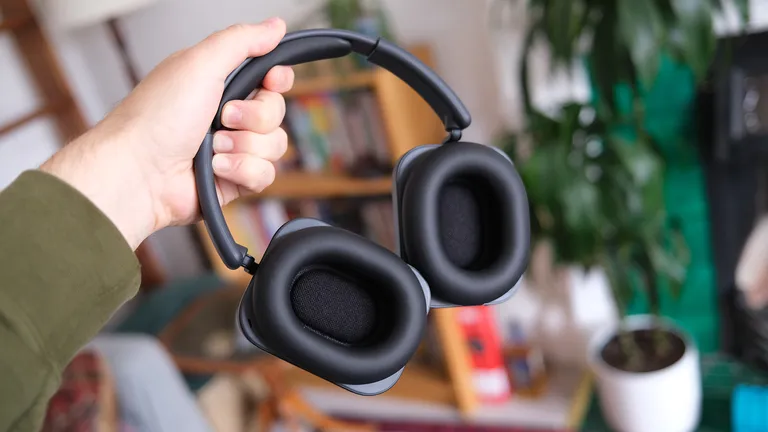 Nothing Headphone (1)