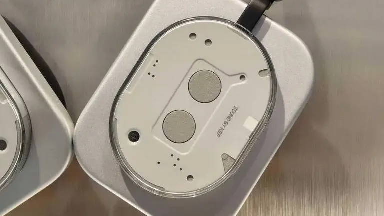 Nothing Headphone (1)