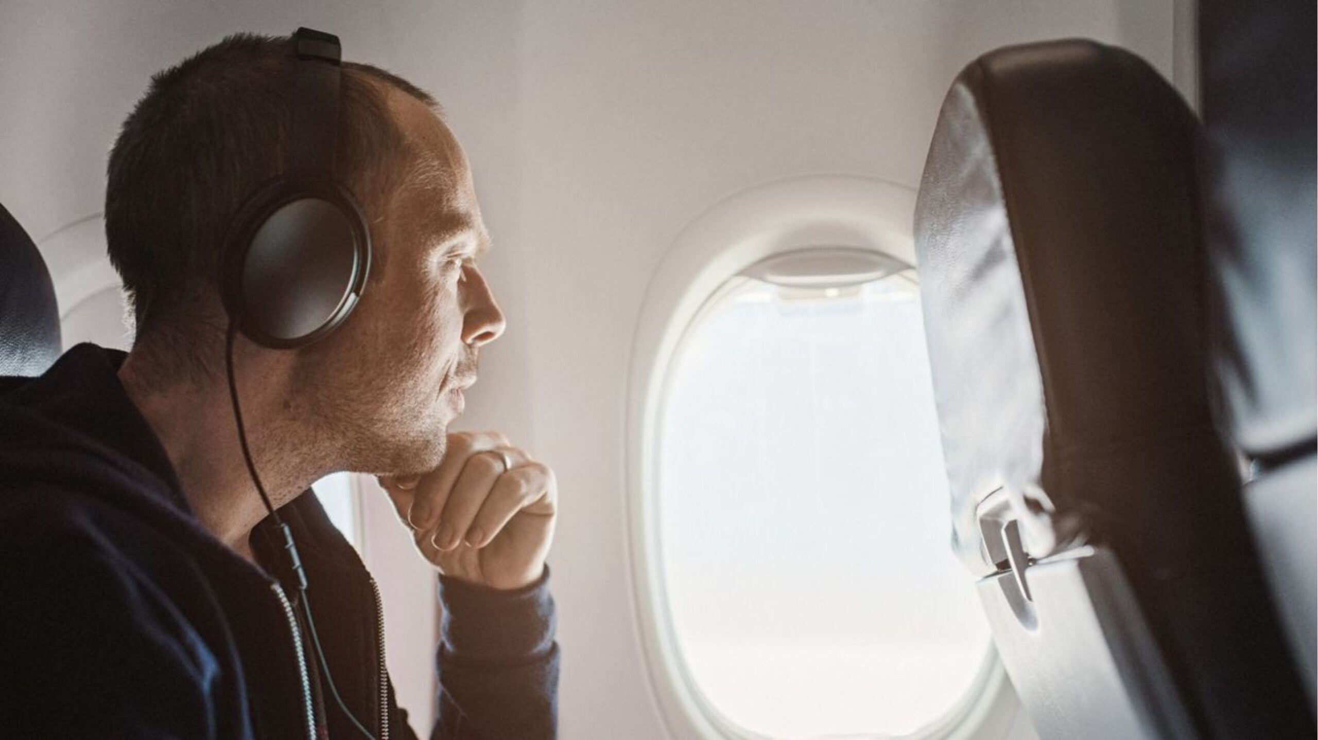 mejores audífonos para viajar 2025