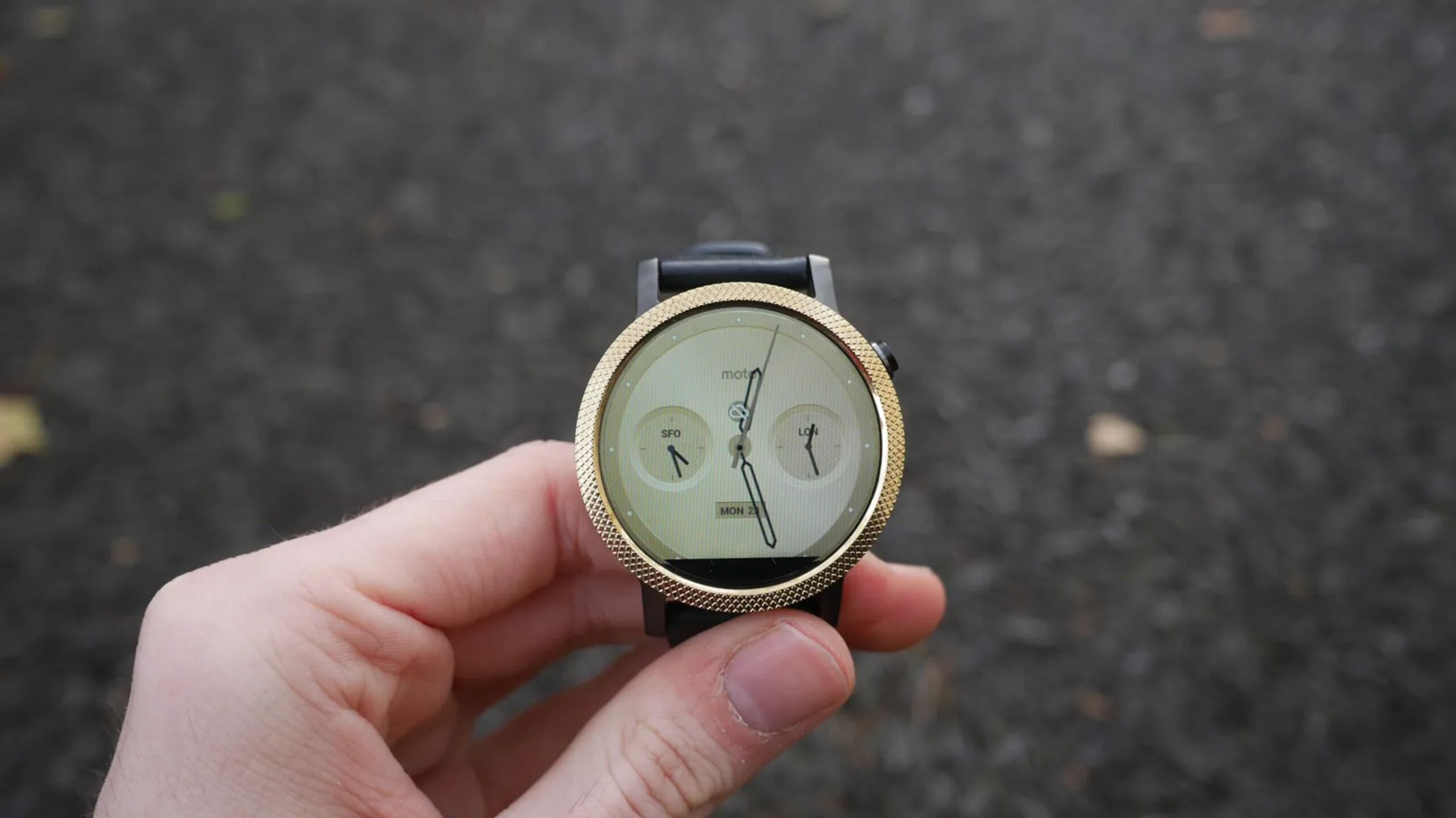 smartwatch Moto Watch 360
