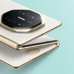 Huawei smartphone tri-fold