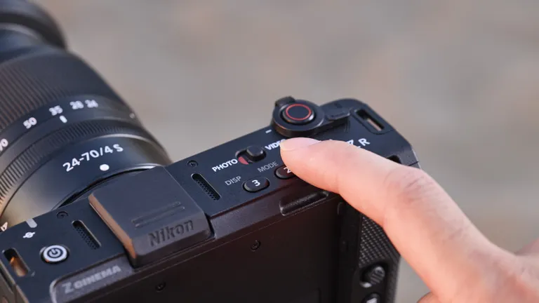 Nikon ZR