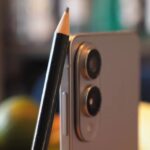 Galaxy S25 Edge | motorola Edge 70