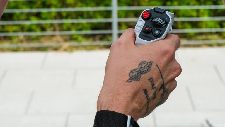 Antigravity A1 fecha de lanzamiento