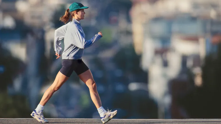 caminata con buena postura