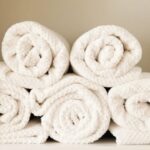 secar las toallas en el ba&ntilde;o