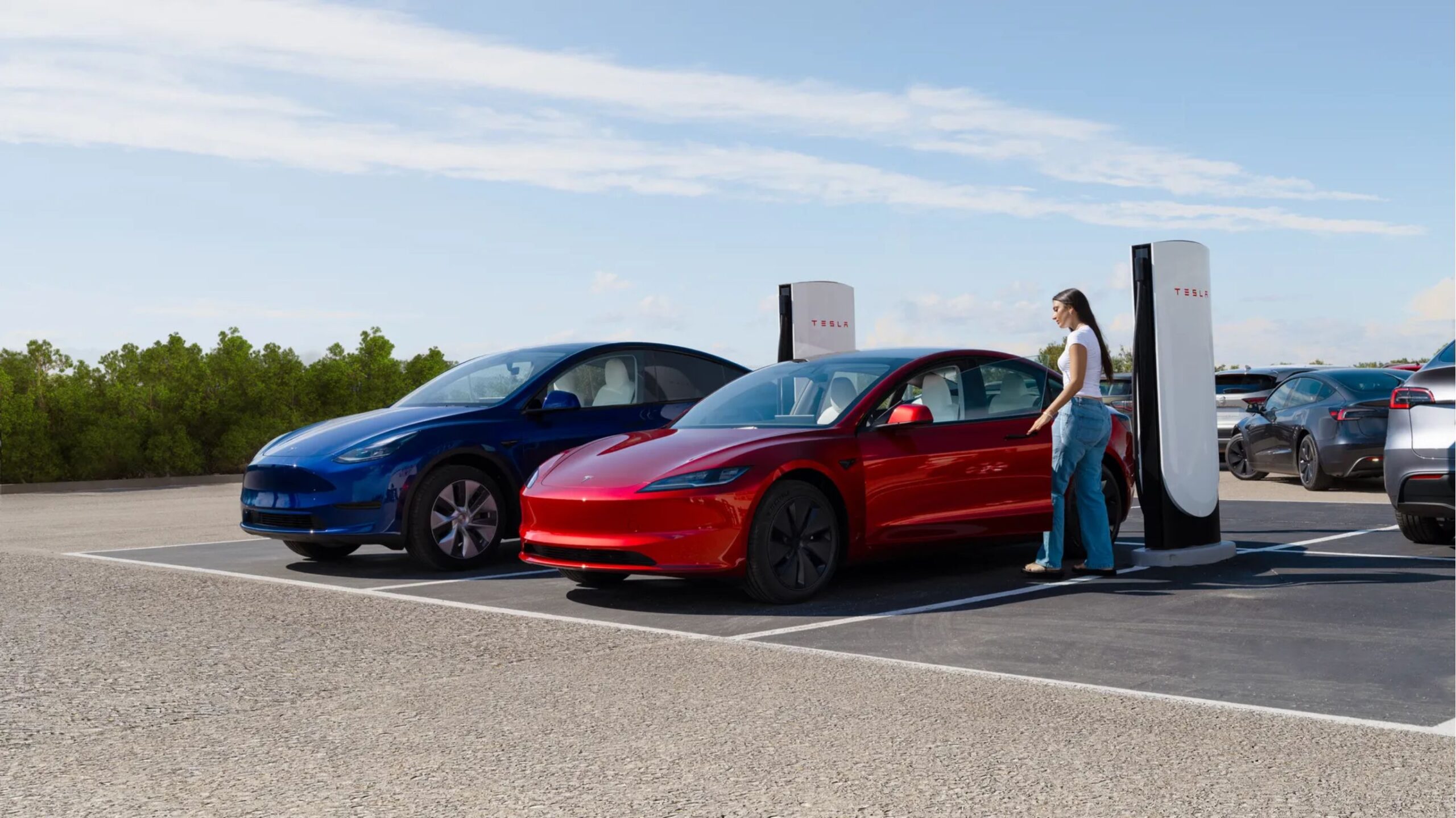 Tesla desbloquear un cable de carga atascado