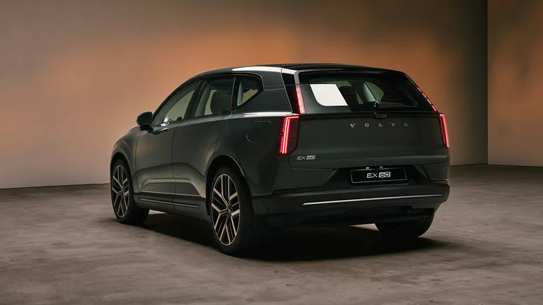 Volvo EX60 especificaciones