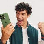 Motorola campa&ntilde;a "El f&uacute;tbol te llama"