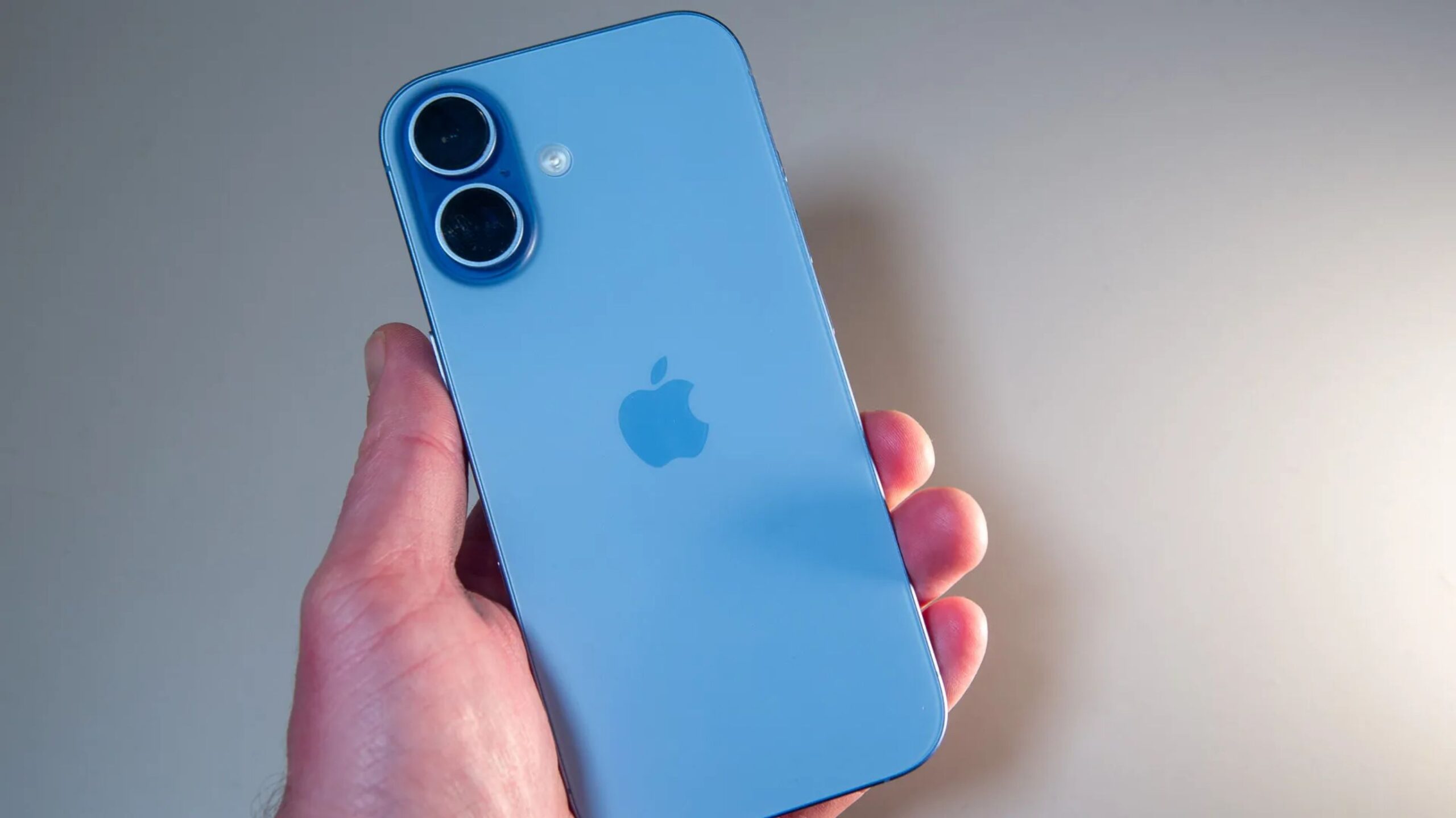 iPhone iOS 26.4 beta 1