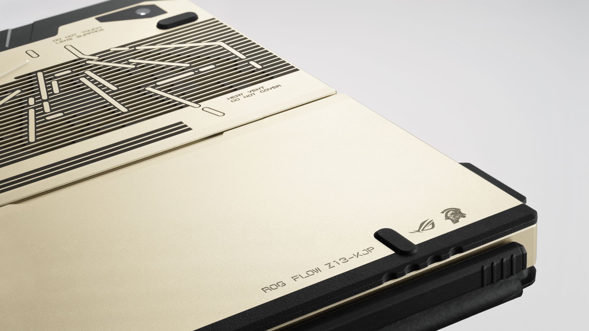 tablet gamer ROG Flow Z13 x Kojima Productions