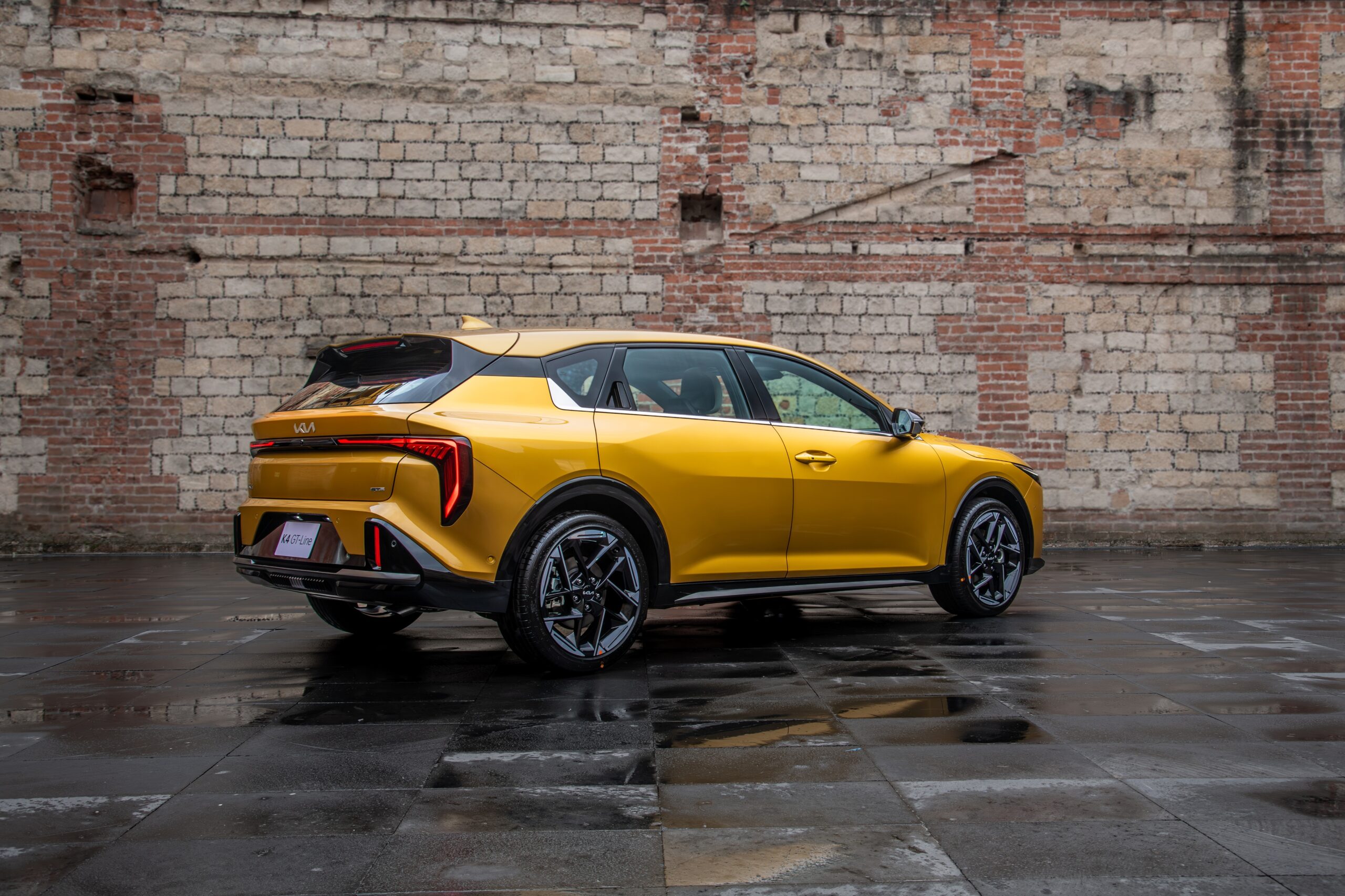 Kia K4 Hatchback 2027 EX