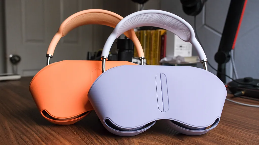 AirPods Max 2 vs AirPods Max
