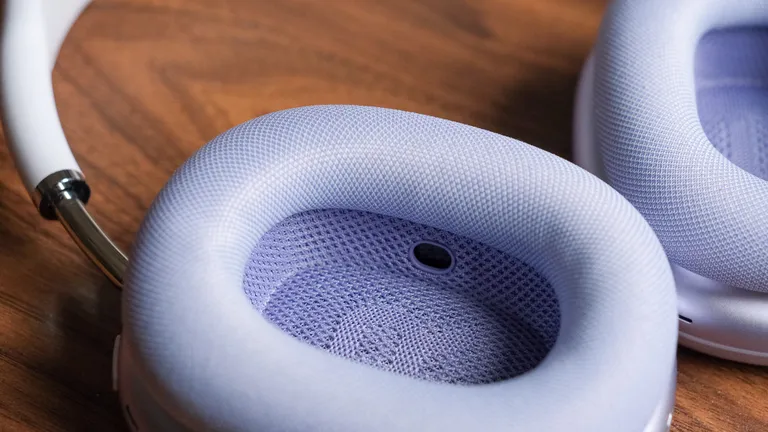 AirPods Max 2 vs AirPods Max