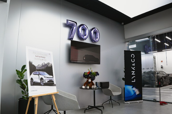 Lynk & Co 08