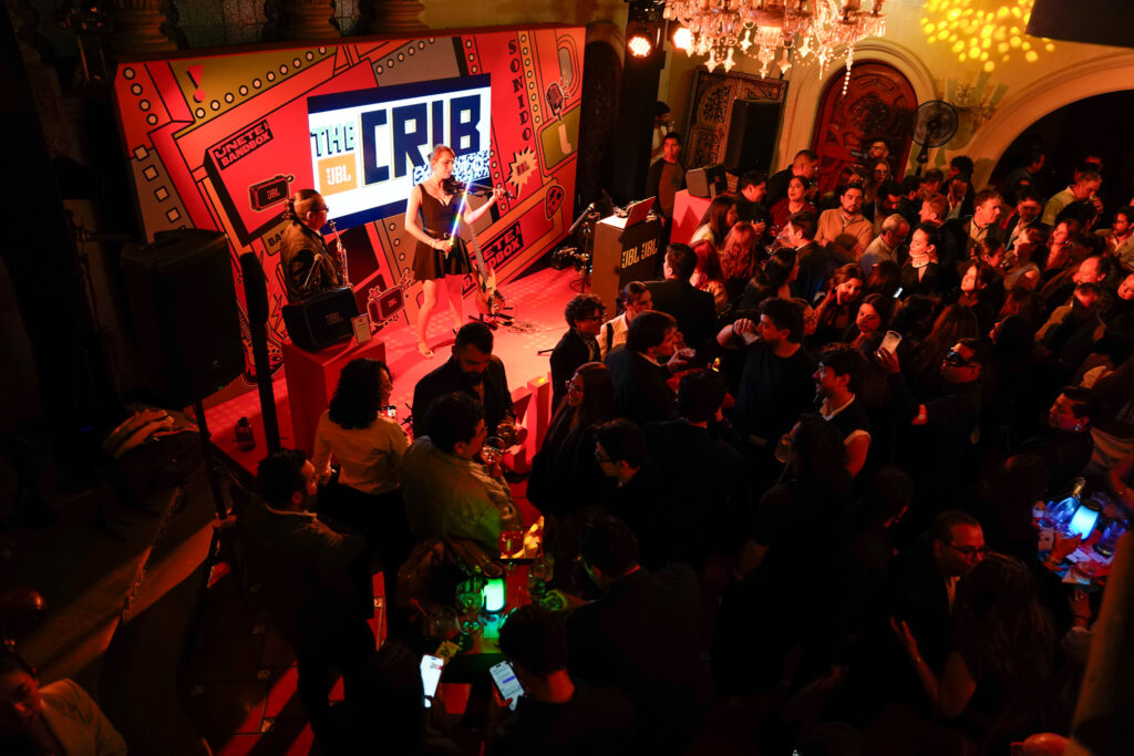 JBL The Crib 4.0