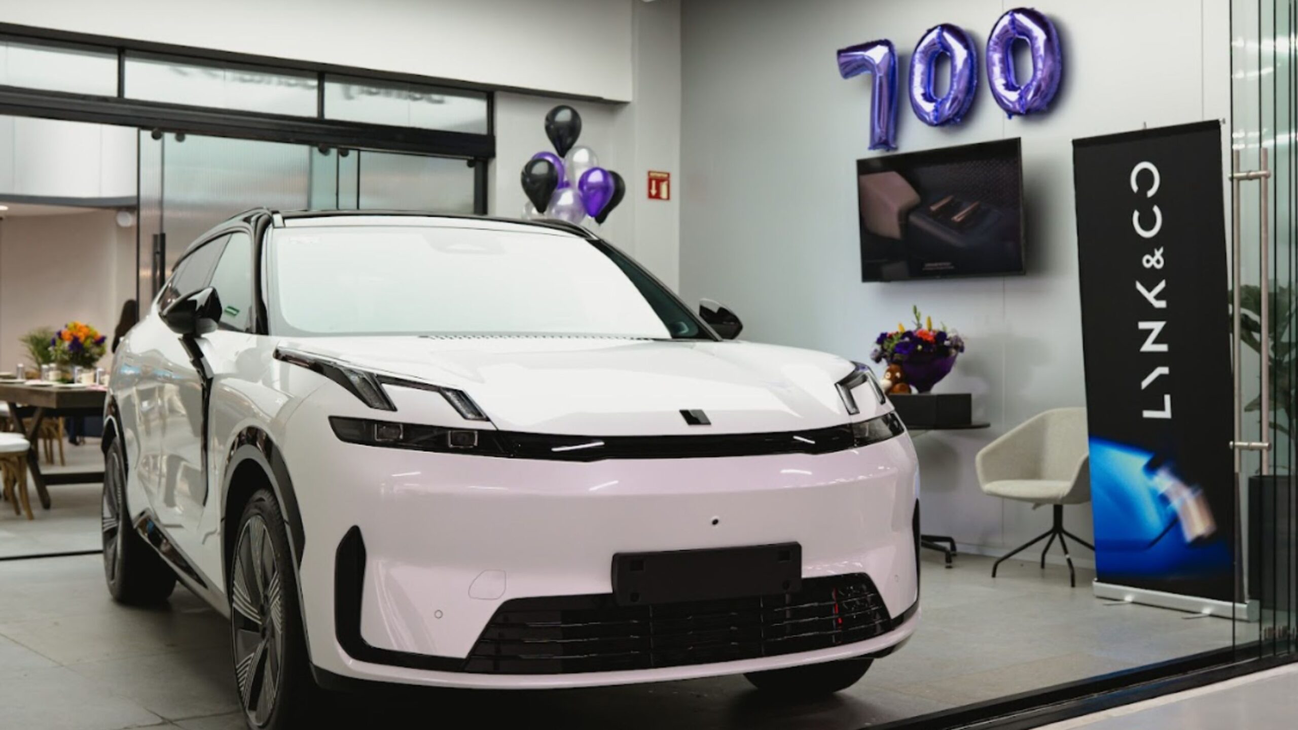 Lynk & Co 08