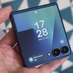 Samsung Galaxy Z Flip 8