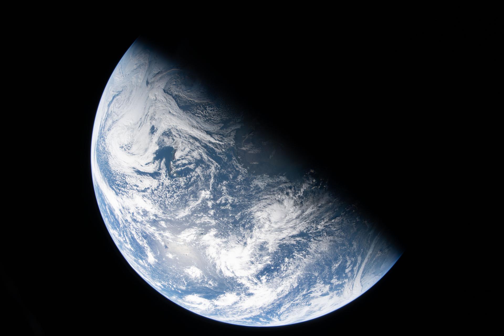 fotografías de la Tierra Artemis II
