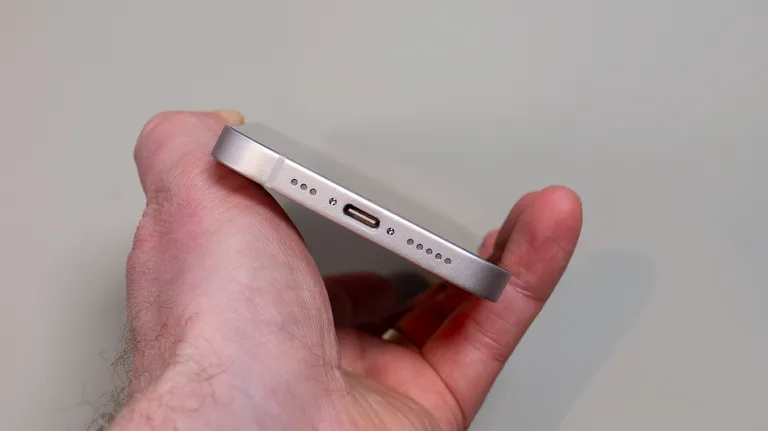 iPhone 17e