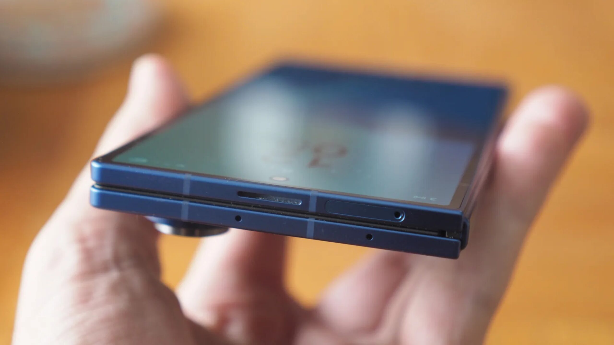 Samsung Galaxy Z Fold 8