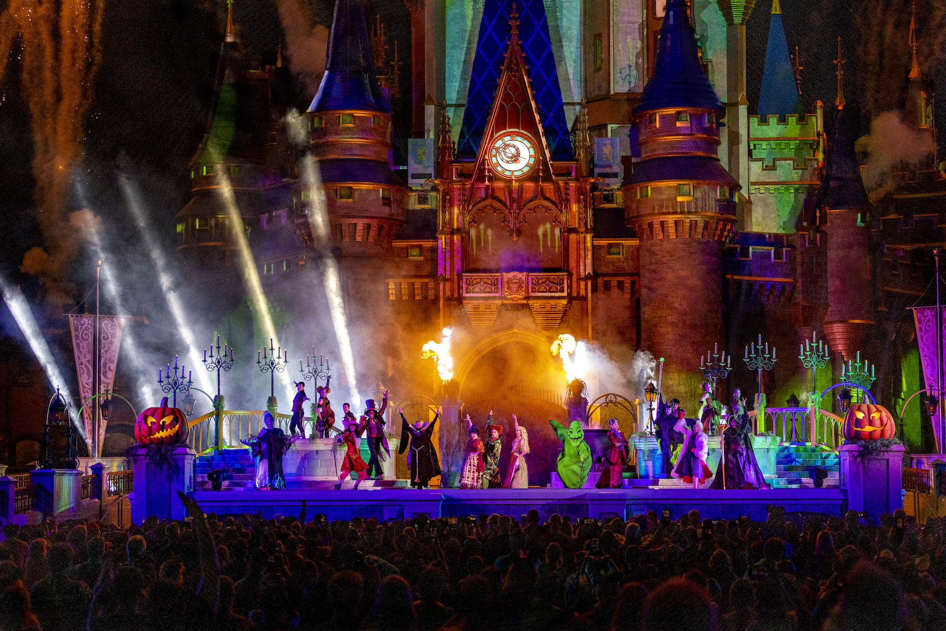 Walt Disney World | Mickey’s Not-So-Scary Halloween Party 2026