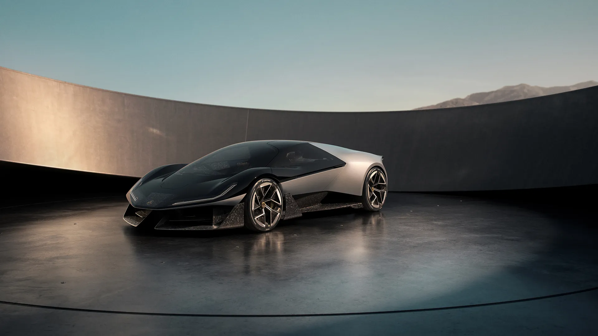 Lotus Type 135 | superdeportivo híbrido V8