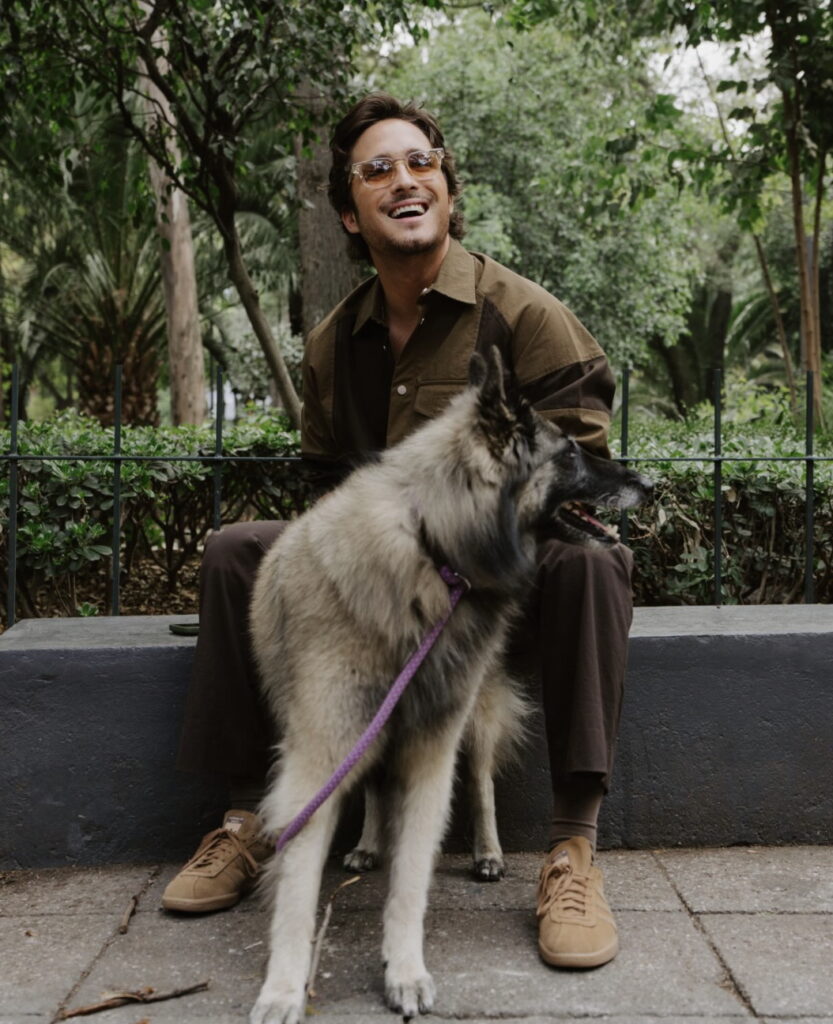 Diego Boneta y Airbnb guía CDMX