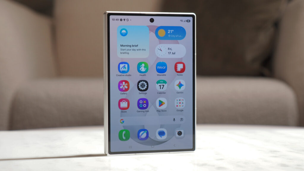 Samsung Galaxy Z Fold 8