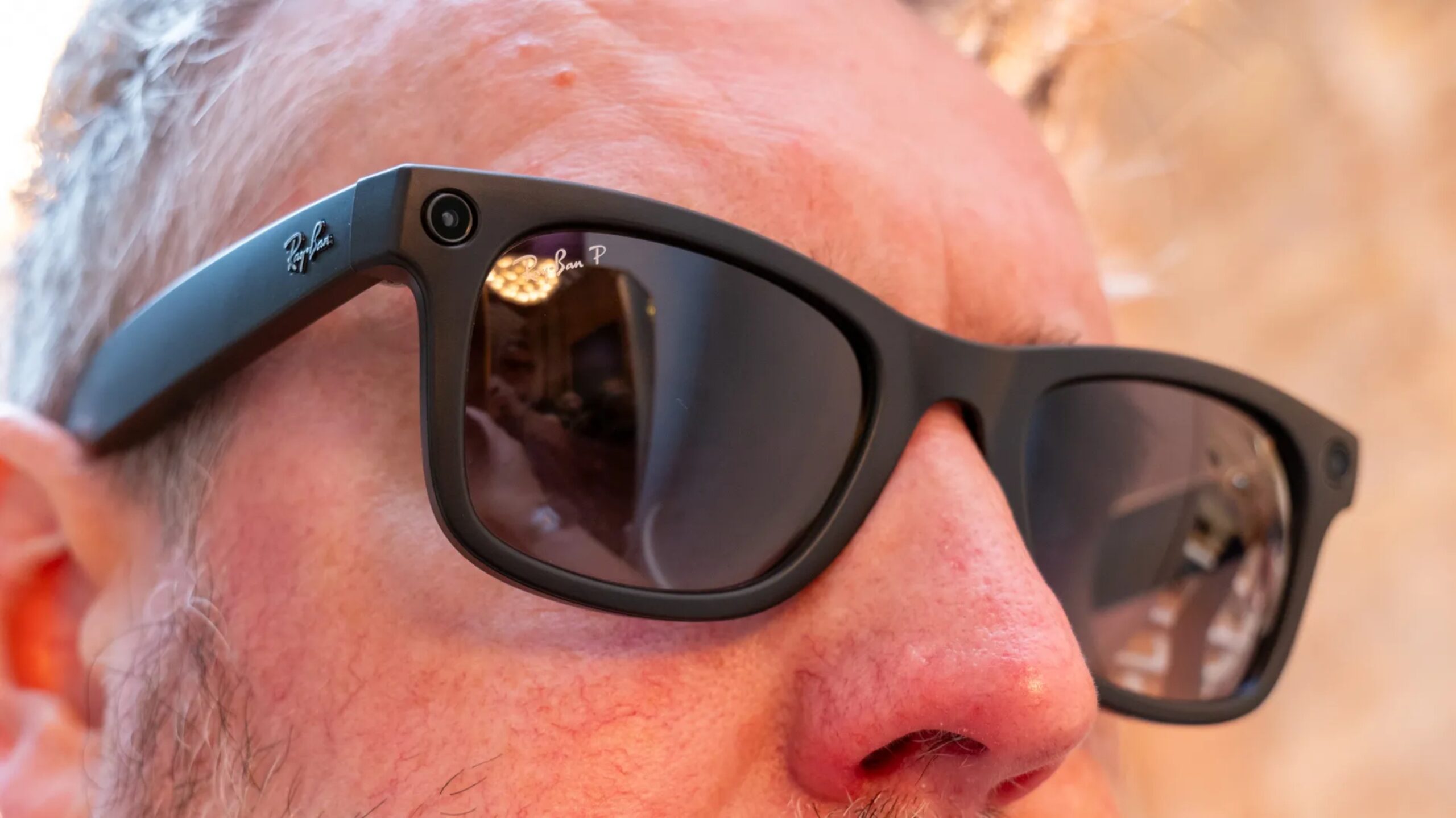 Ray-Ban Meta luz de privacidad