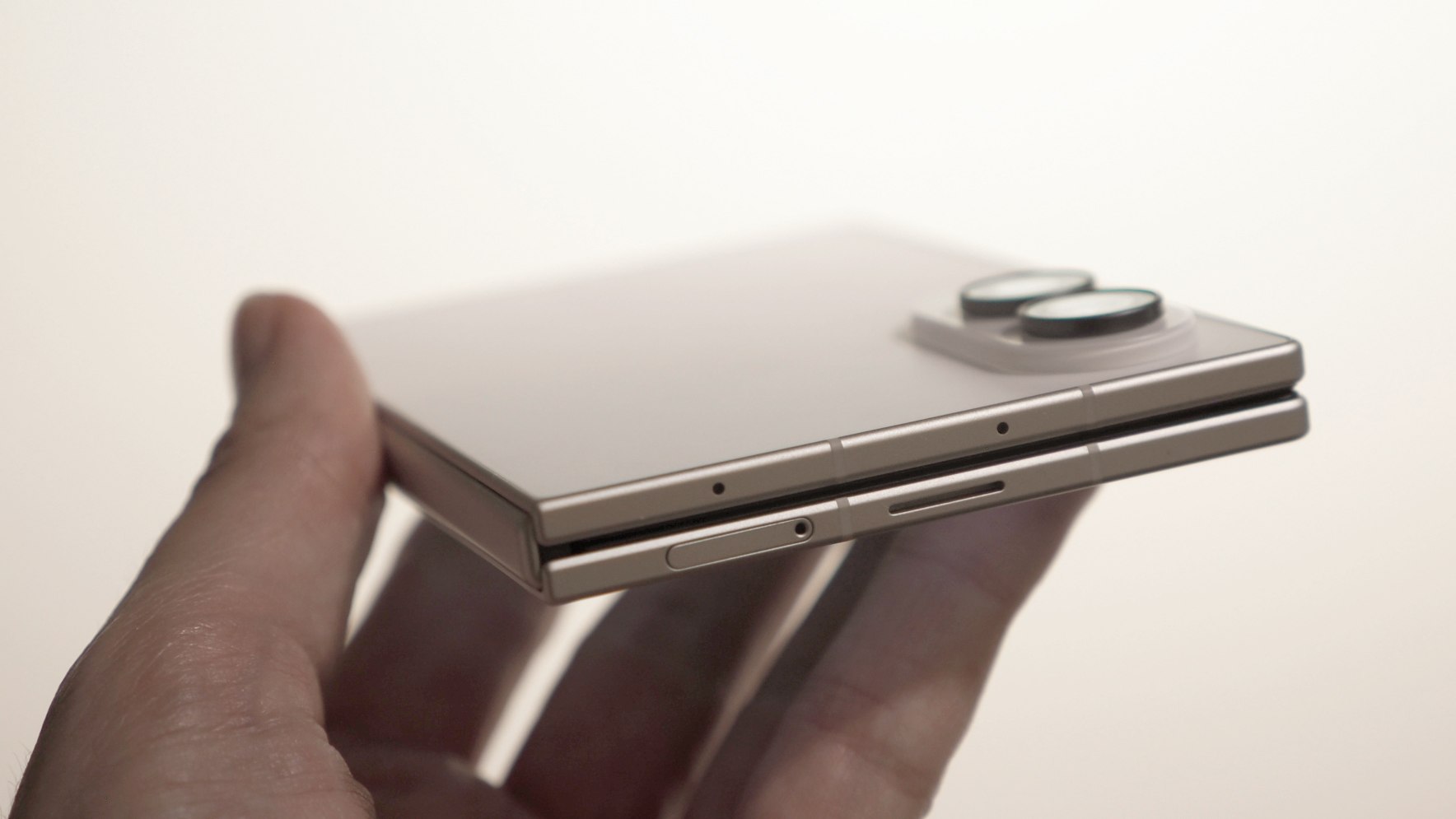 Samsung Galaxy Z Fold 8