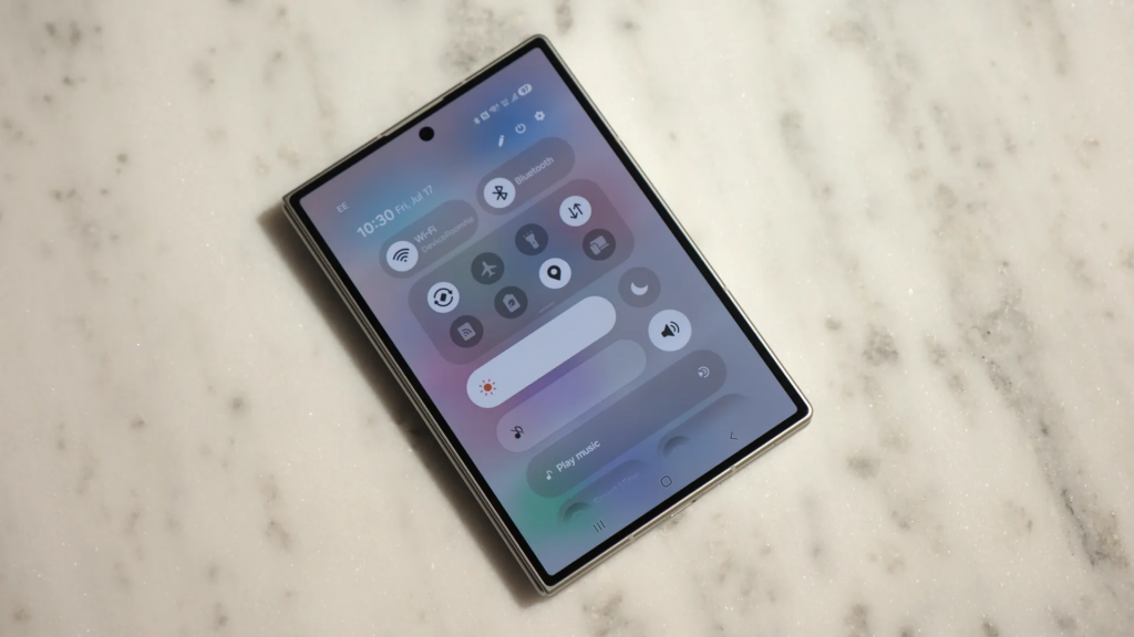 Samsung Galaxy Z Fold 8