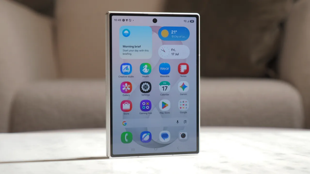 Samsung | iPhone Ultra