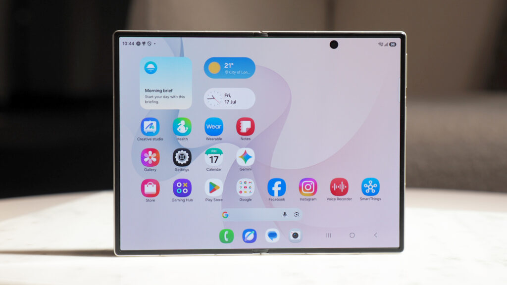 Samsung Galaxy Z Fold 8