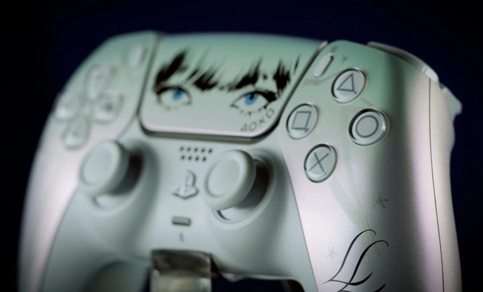 PlayStation DualSense Lisa Limited Edition