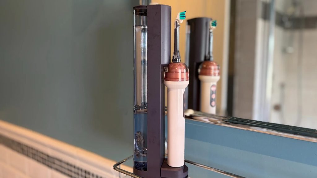 Dyson CameraJet